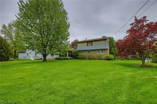 1821 Hiram St, Louisville, OH 44641 - Photo 5