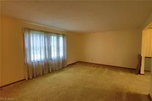 1821 Hiram St, Louisville, OH 44641 - Photo 13