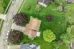 1821 Hiram St, Louisville, OH 44641 - Photo 7