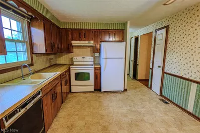 1821 Hiram Street, Louisville, OH 44641 - Photo 19