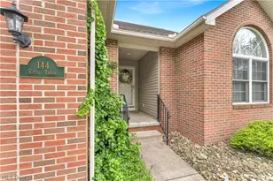 144 Royal Troon Dr SE, Warren, OH 44484 - Photo 3