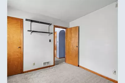 717 Columbia Avenue, Akron, OH 44310 - Photo 19