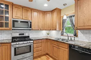 717 Columbia Ave, Akron, OH 44310 - Photo 9