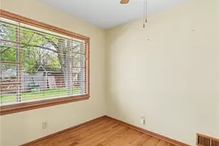 717 Columbia Ave, Akron, OH 44310 - Photo 13