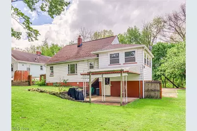 717 Columbia Avenue, Akron, OH 44310 - Photo 3