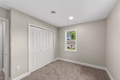 620 Pasadena Avenue, Sheffield Lake, OH 44054 - Photo 9