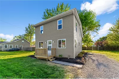 620 Pasadena Avenue, Sheffield Lake, OH 44054 - Photo 15