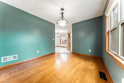 22461 Macbeth Avenue, Fairview Park, OH 44126 - Photo 7