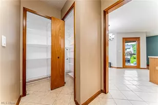 22461 MacBeth Ave, Fairview Park, OH 44126 - Photo 13