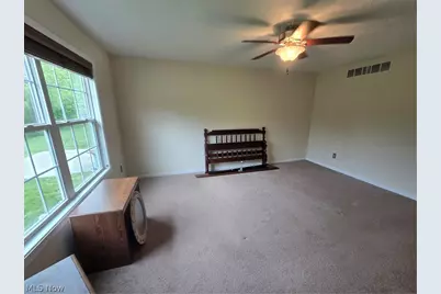 136 Haydens Arbor, Elyria, OH 44035 - Photo 13