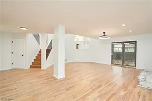 718 Stonecliff Dr, Akron, OH 44313 - Photo 21