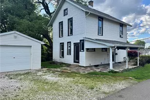 1409 Spring St, Coshocton, OH 43812 - Photo 1