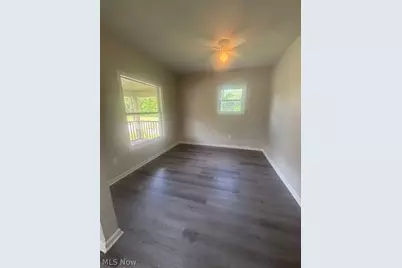 8706 Nevada Avenue, Loveland, OH 44104 - Photo 5