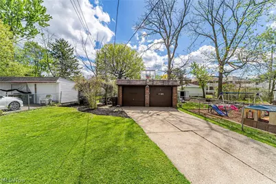 7415 Jameson Road, Parma, OH 44129 - Photo 39