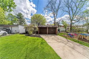 7415 Jameson Rd, Parma, OH 44129 - Photo 39
