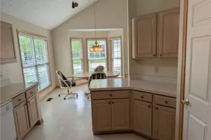 15282 Oak Hollow Ln, Strongsville, OH 44149 - Photo 11