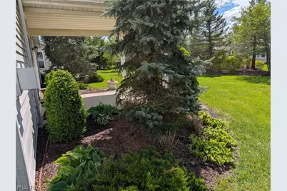 15282 Oak Hollow Lane, Strongsville, OH 44149 - Photo 7
