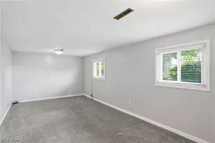 902 Cleveland Rd W, Huron, OH 44839 - Photo 11