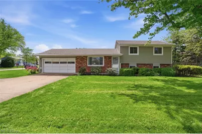 902 Cleveland Road W, Huron, OH 44839 - Photo 1