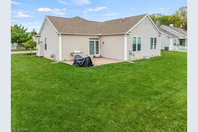 8744 Wakefield Run, North Ridgeville, OH 44039 - Photo 23