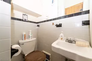 663 Babbitt Rd, Euclid, OH 44123 - Photo 23
