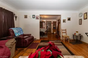 663 Babbitt Rd, Euclid, OH 44123 - Photo 13