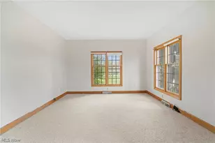 6065 St Elia Ct, Canfield, OH 44406 - Photo 5