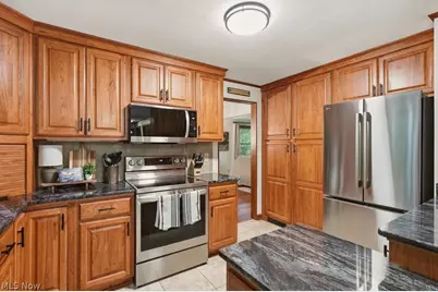 7301 Braucher Street NW, Lehigh Twp, OH 44720 - Photo 27