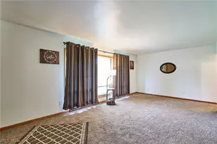 2964 Harris Ave, Norton, OH 44203 - Photo 7
