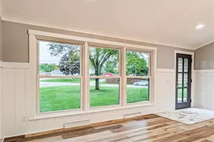 1101 Chaparrel Rd SW, Hartville, OH 44632 - Photo 5