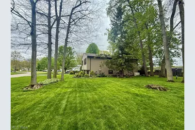 3225 Caprice Drive SW, Warren, OH 44481 - Photo 43