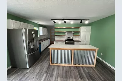 835 Yorkshire Drive, Ravenna, OH 44266 - Photo 9