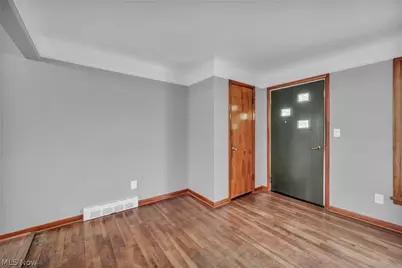 2124 Eaton Drive, Avon, OH 44011 - Photo 7
