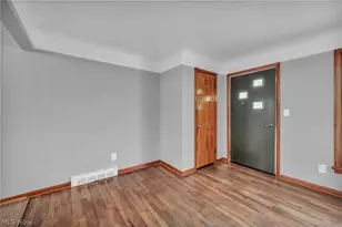 2124 Eaton Dr, Avon, OH 44011 - Photo 7