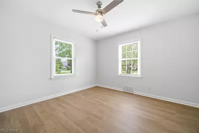 4276 Grove Avenue, Willoughby, OH 44094 - Photo 11