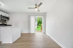 4276 Grove Ave, Willoughby, OH 44094 - Photo 5