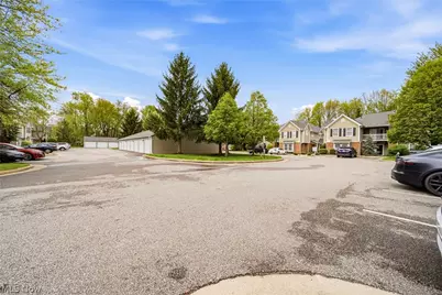3371 Lenox Village Drive #255, Fairlawn, OH 44333 - Photo 5
