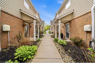 3371 Lenox Village Drive #255, Fairlawn, OH 44333 - Photo 9