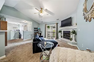 3371 Lenox Village Dr, Fairlawn, OH 44333 - Photo 15