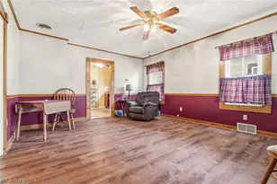 457 9th St, Elyria, OH 44035 - Photo 5