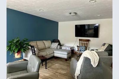 820 Commerce Street, Wellsburg, WV 26070 - Photo 13