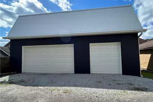 820 Commerce St, Wellsburg, WV 26070 - Photo 5