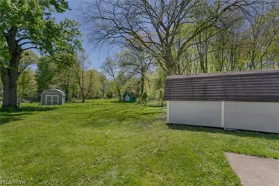 4365 Burkey Road, Austintown, OH 44515 - Photo 35