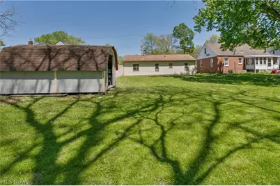 4365 Burkey Road, Austintown, OH 44515 - Photo 33