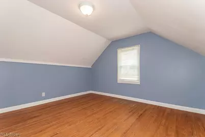 1557 Woodhurst Avenue, Mayfield Heights, OH 44124 - Photo 25
