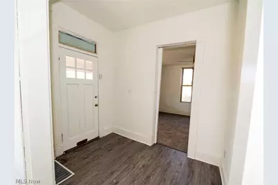 911 N Water Street, Uhrichsville, OH 44683 - Photo 15