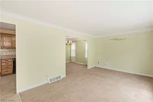 4809 Westbourne Rd, Lyndhurst, OH 44124 - Photo 5