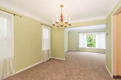 4809 Westbourne Road, Lyndhurst, OH 44124 - Photo 7