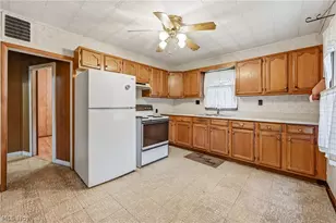 3961 S Main St, Hubbard, OH 44425 - Photo 3