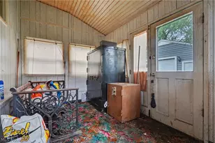 520 Sunset Dr, Hubbard, OH 44425 - Photo 13